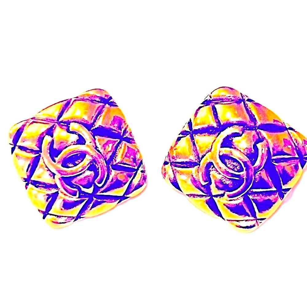 🟨CHANEL🟨VINTAGE🟨24K Gold Plated🟨Clip on Earrings